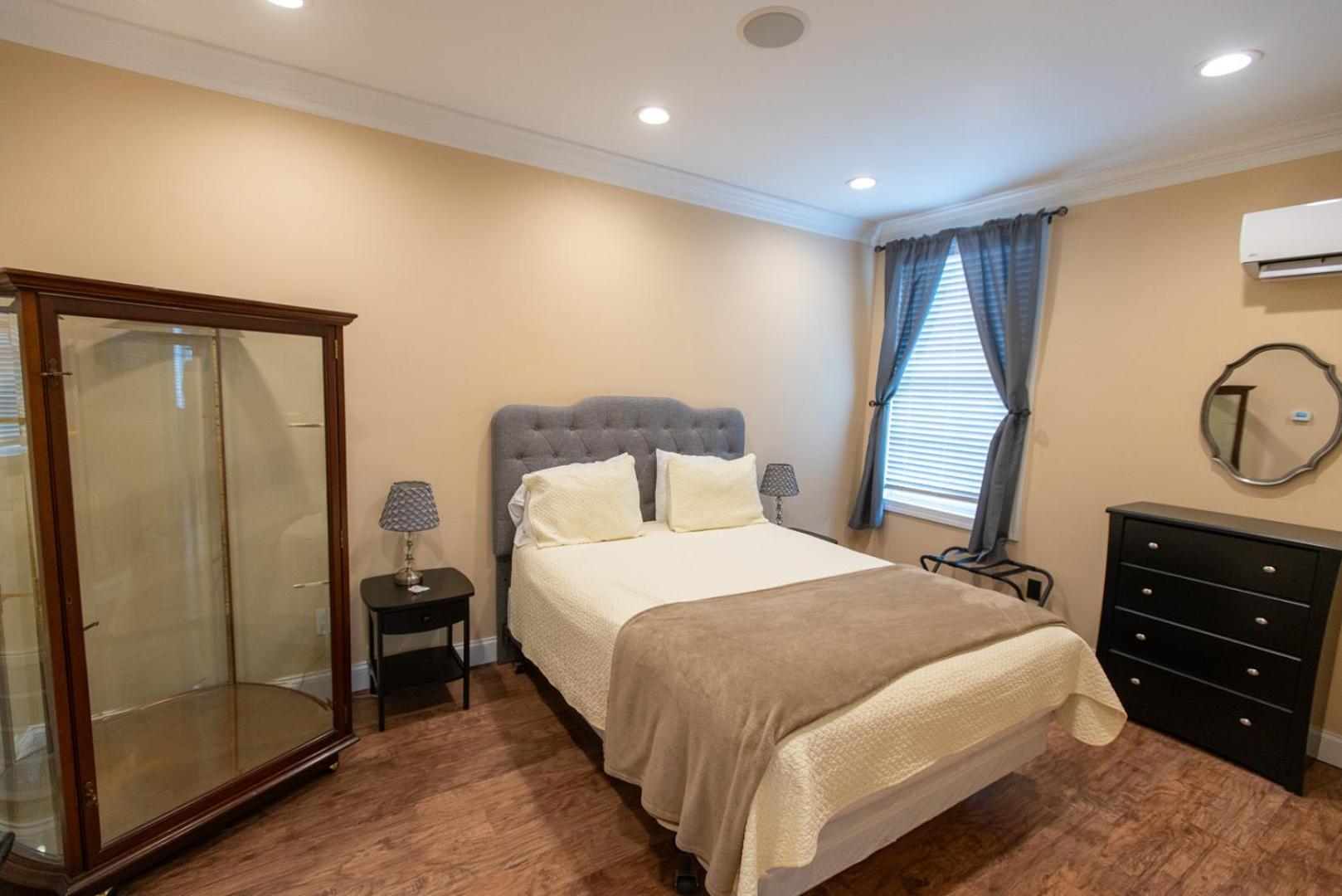 Howard'S Creek Inn White Sulphur Springs Extérieur photo