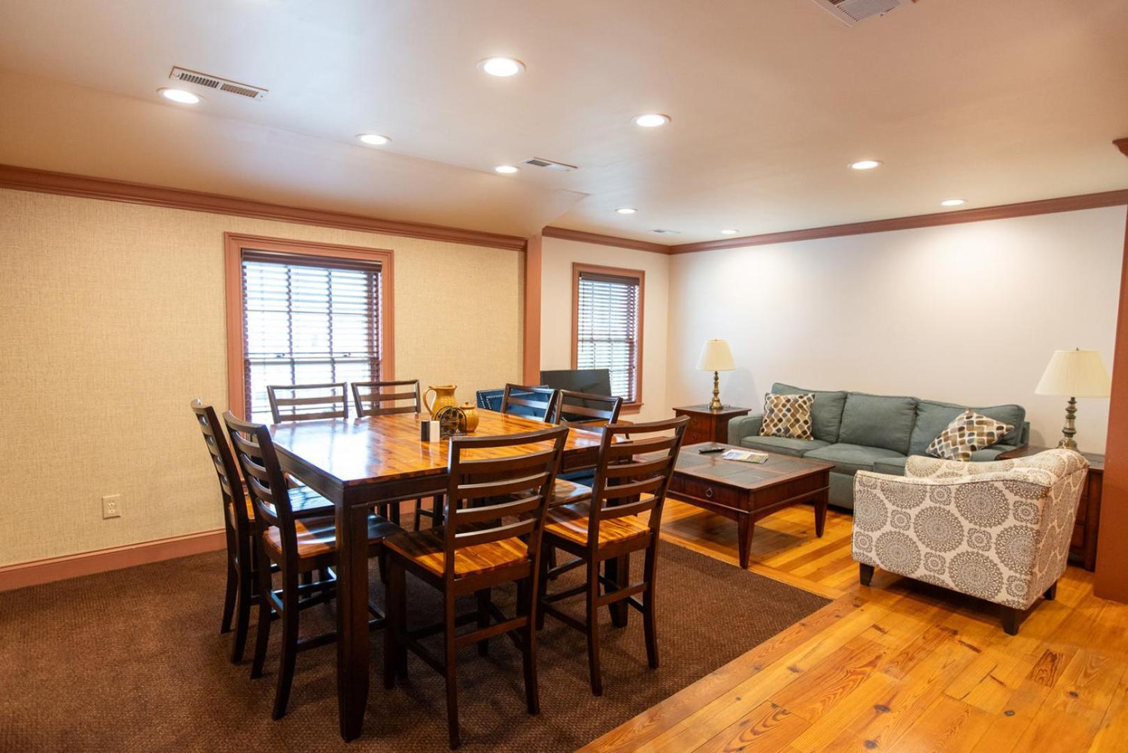 Howard'S Creek Inn White Sulphur Springs Extérieur photo
